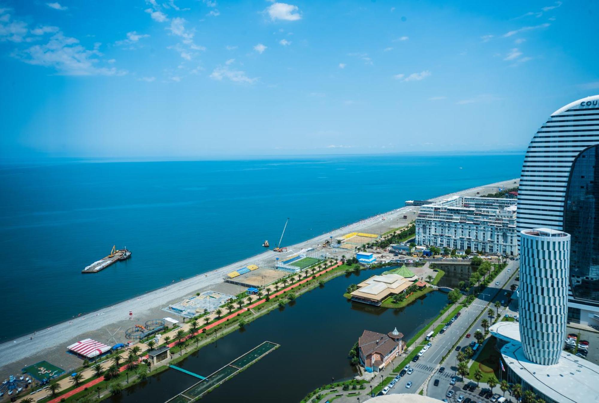 Orbi City Center Sea View Aparthotel Batumi Exterior foto